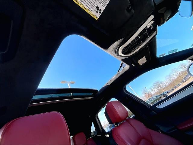 2021 Porsche Macan Turbo AWD