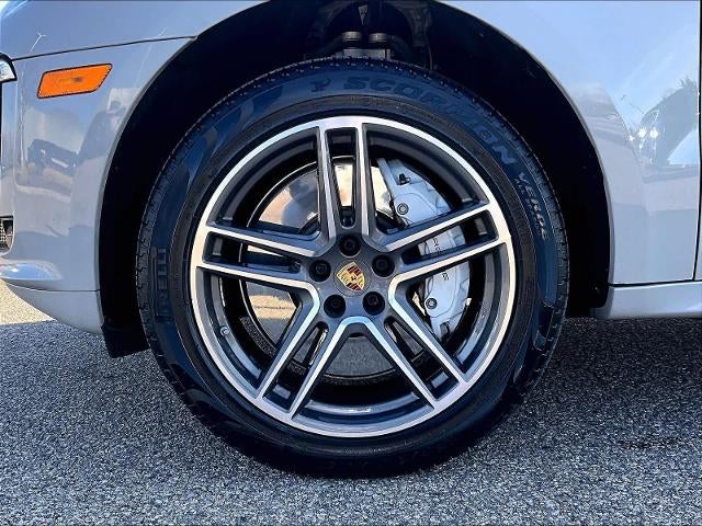 2021 Porsche Macan Turbo AWD