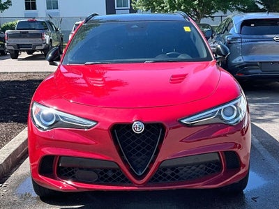 2022 Alfa Romeo Stelvio Quadrifoglio