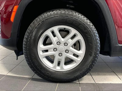 2023 Jeep Grand Cherokee Laredo