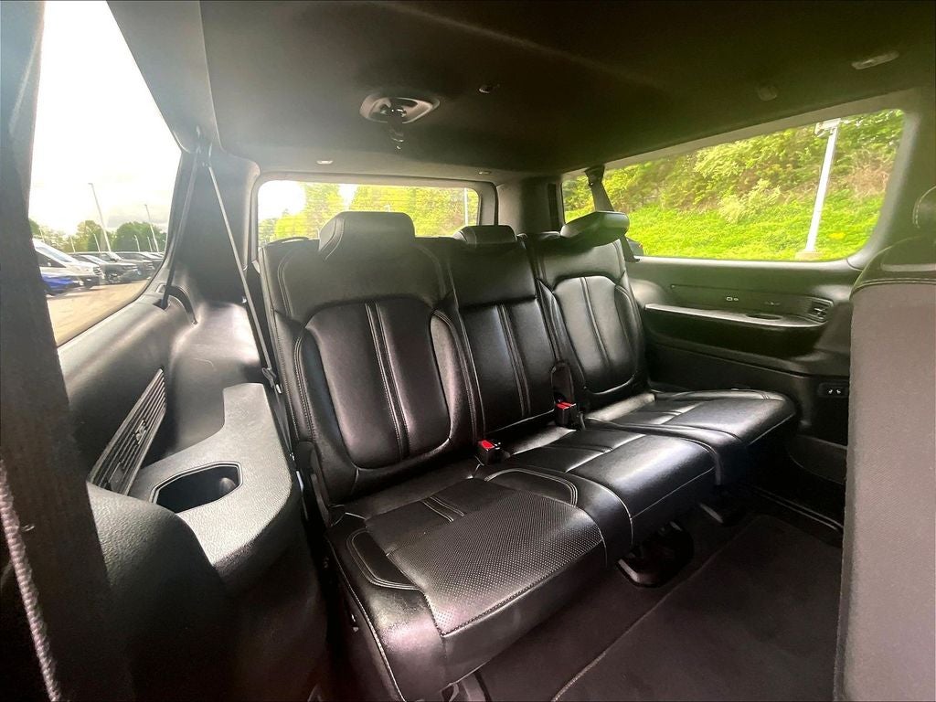 2024 Jeep Wagoneer L Base