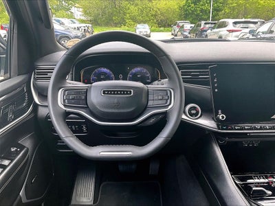 2024 Jeep Wagoneer L Base