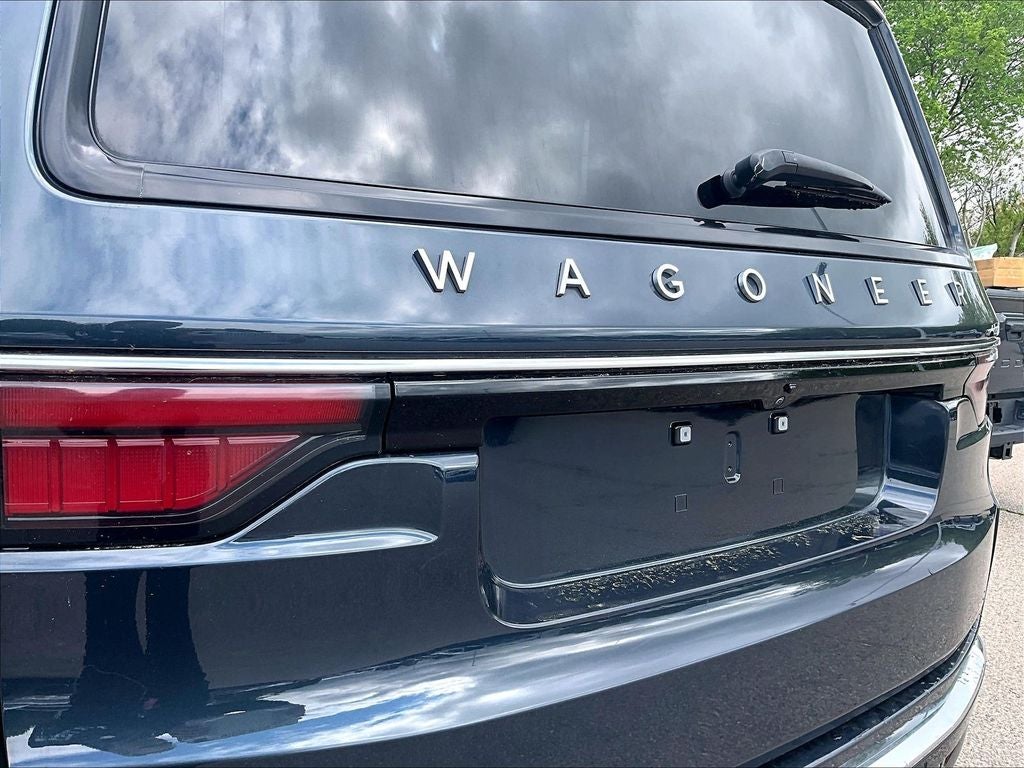 2024 Jeep Wagoneer L Base