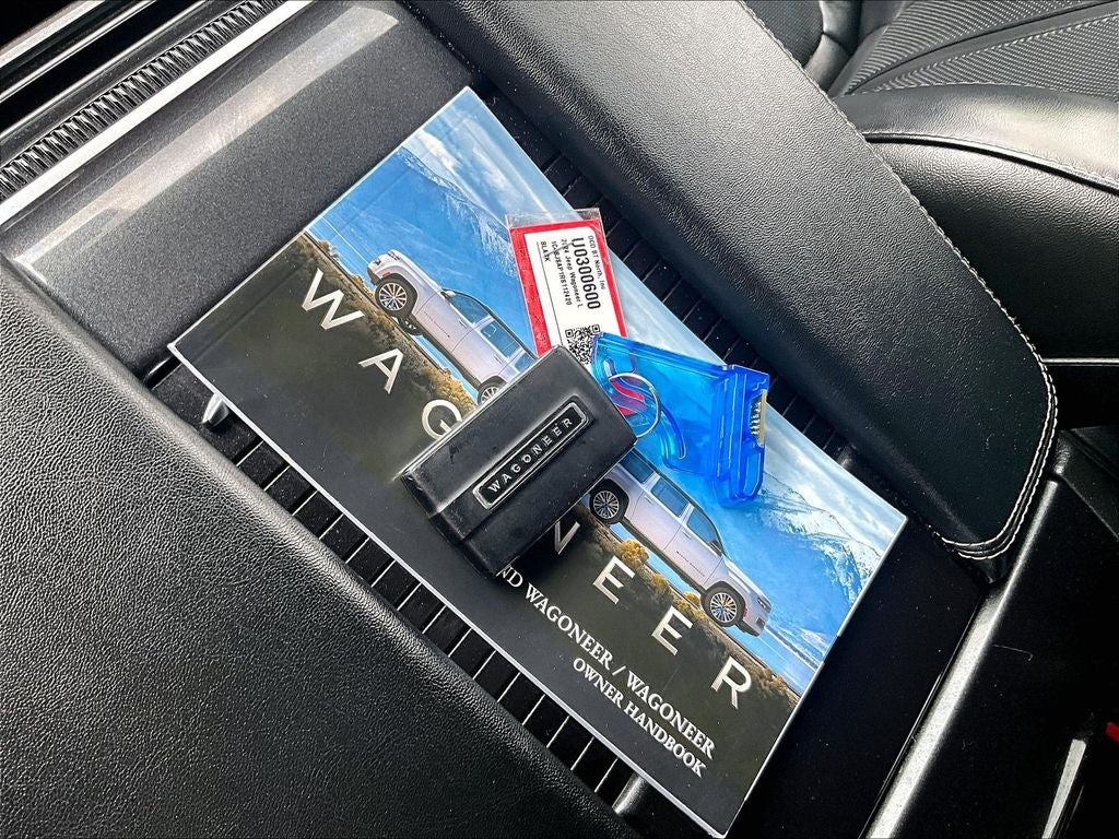 2024 Jeep Wagoneer L Base