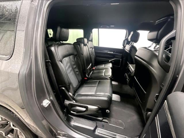 2024 Jeep Wagoneer L Series III 4x4