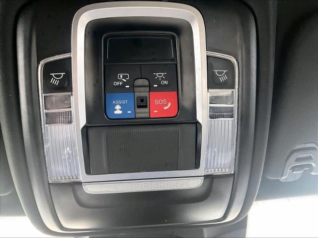 2024 RAM 1500 Laramie 4x4 Crew Cab 5'7" Box