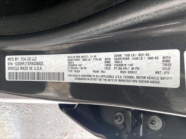 2024 RAM 1500 Laramie 4x4 Crew Cab 5'7" Box