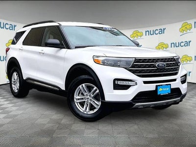 2023 Ford Explorer XLT 4WD