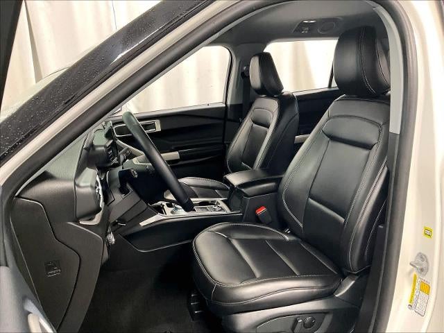 2023 Ford Explorer XLT 4WD