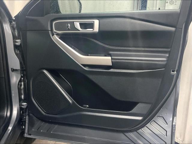 2023 Ford Explorer XLT 4WD