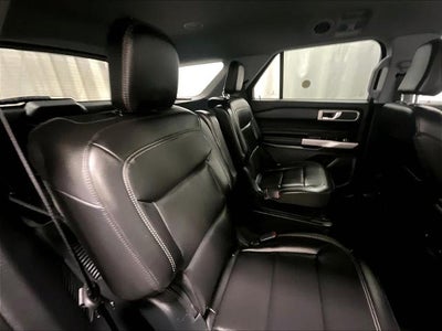 2023 Ford Explorer XLT 4WD