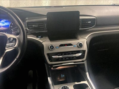 2023 Ford Explorer XLT 4WD