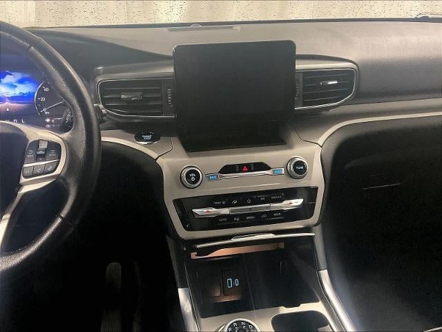 2023 Ford Explorer XLT 4WD