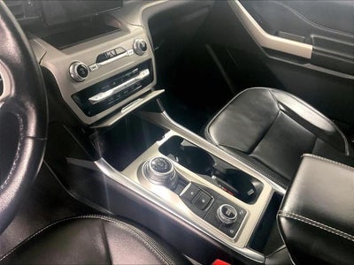 2023 Ford Explorer XLT 4WD