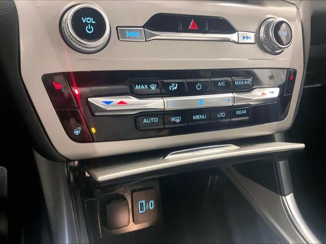 2023 Ford Explorer XLT 4WD