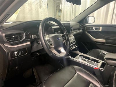 2023 Ford Explorer XLT 4WD