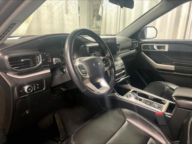 2023 Ford Explorer XLT 4WD