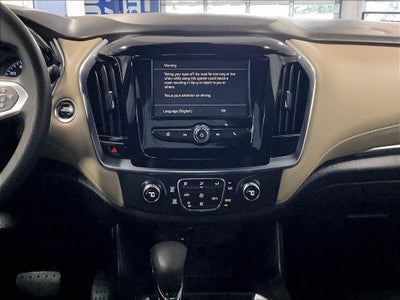 2022 Chevrolet Traverse LS