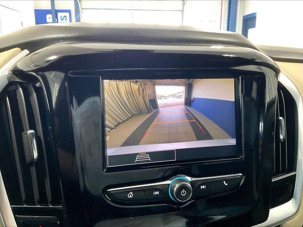 2022 Chevrolet Traverse LS