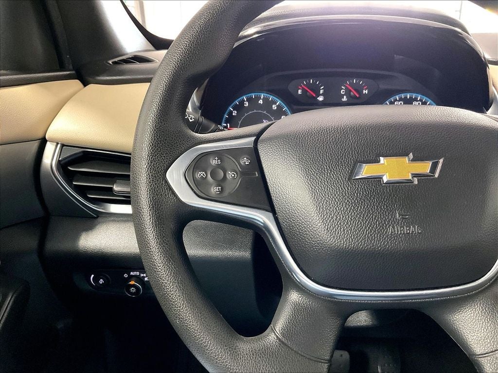 2022 Chevrolet Traverse LS