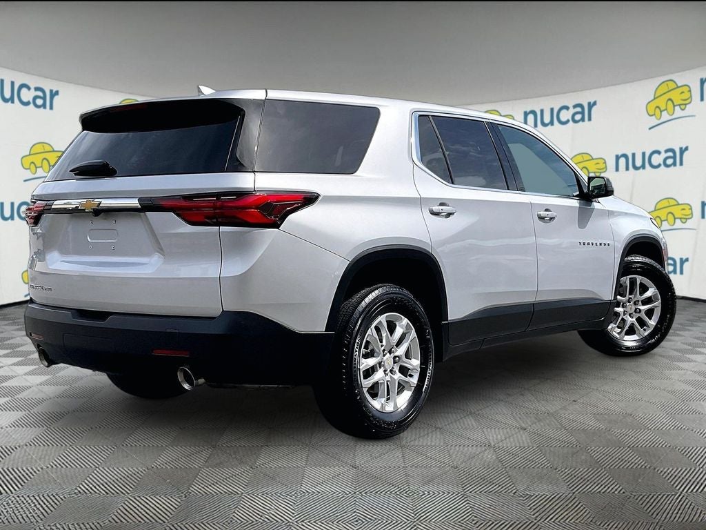 2022 Chevrolet Traverse LS