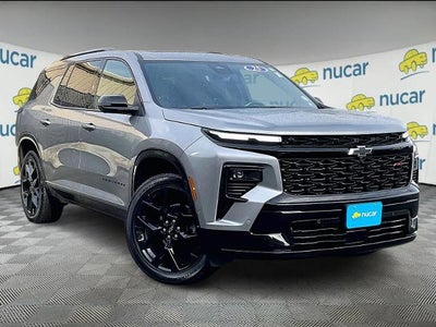 2025 Chevrolet Traverse RS w/2RS