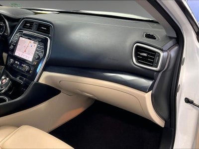2023 Nissan Maxima Platinum