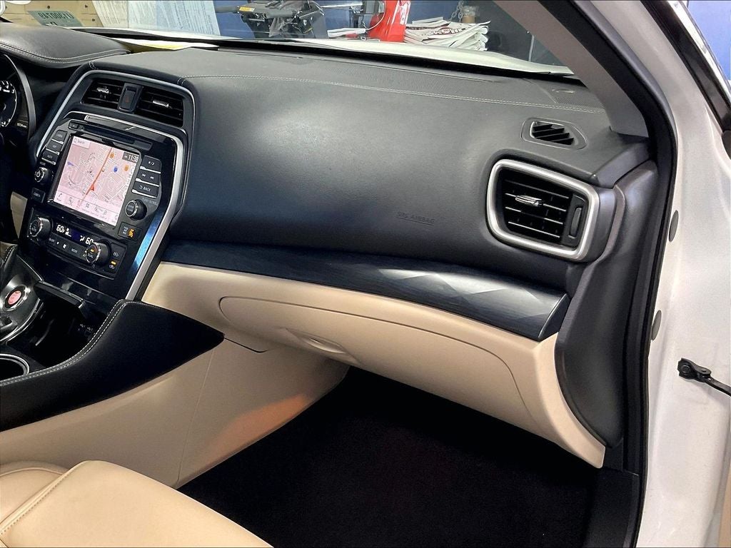 2023 Nissan Maxima Platinum