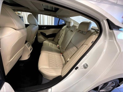 2023 Nissan Maxima Platinum