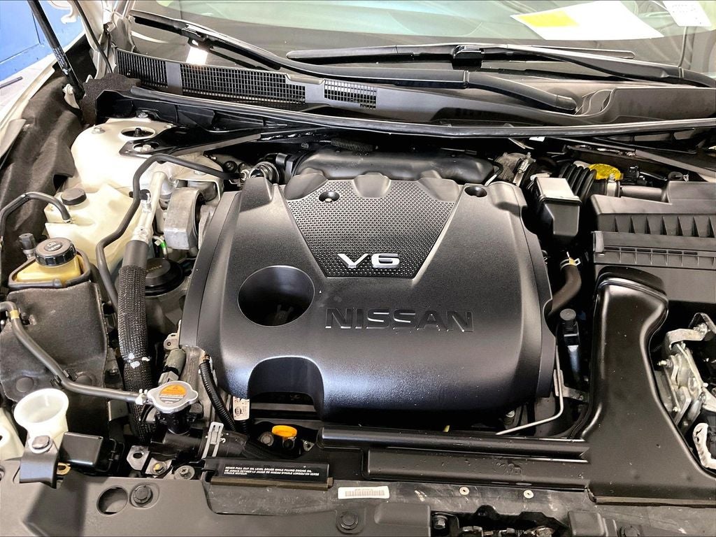 2023 Nissan Maxima Platinum
