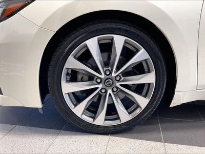 2023 Nissan Maxima Platinum