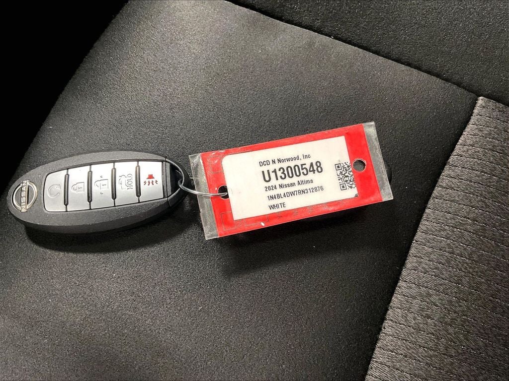 2024 Nissan Altima 2.5 SV
