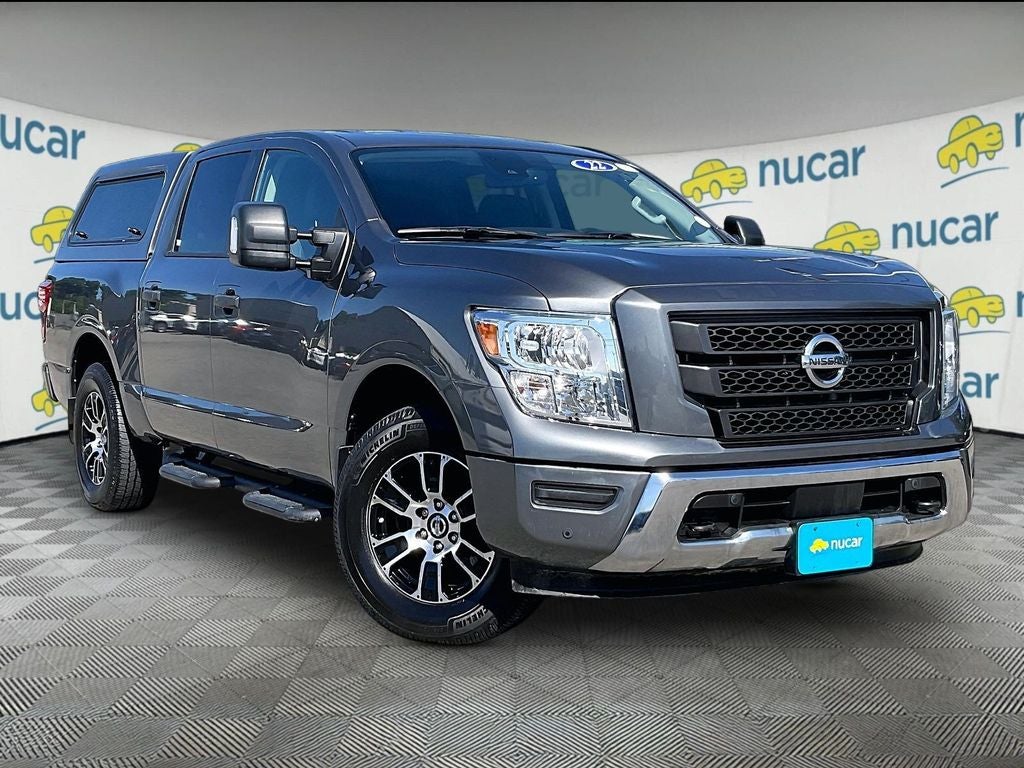 2022 Nissan Titan SV