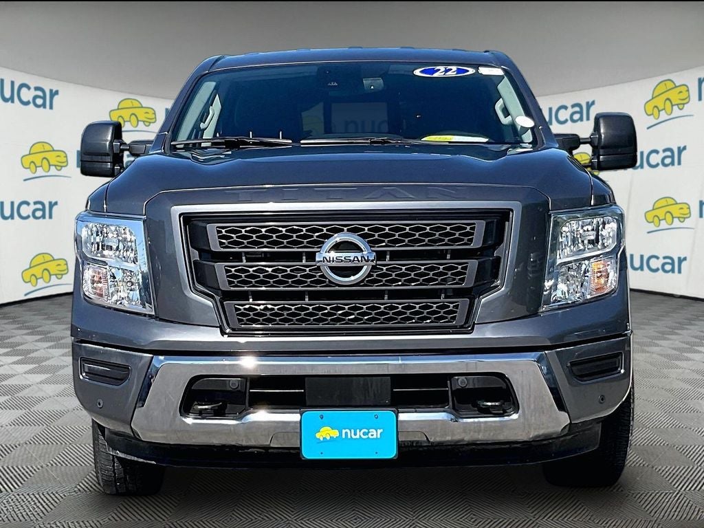 2022 Nissan Titan SV