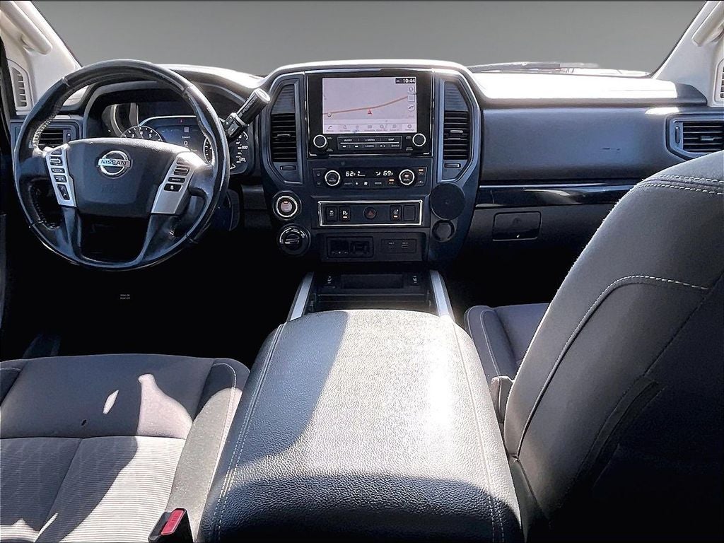 2022 Nissan Titan SV