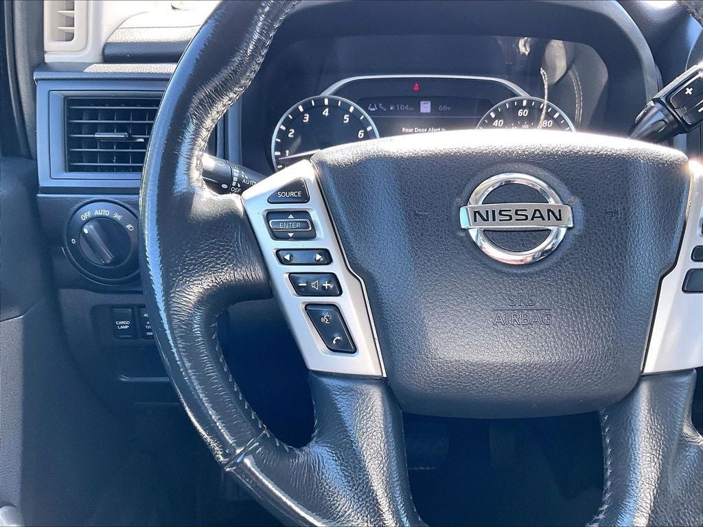2022 Nissan Titan SV