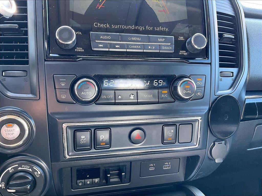 2022 Nissan Titan SV