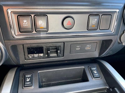 2022 Nissan Titan SV