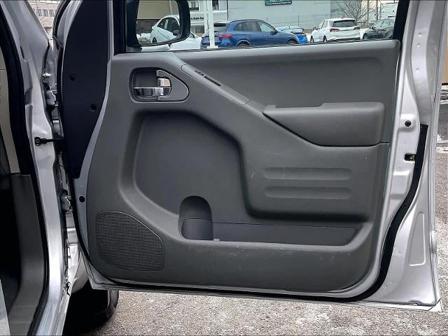 2021 Nissan Frontier Crew Cab 4x4 SV Auto