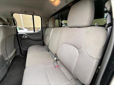 2021 Nissan Frontier Crew Cab 4x4 SV Auto