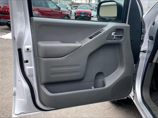 2021 Nissan Frontier Crew Cab 4x4 SV Auto