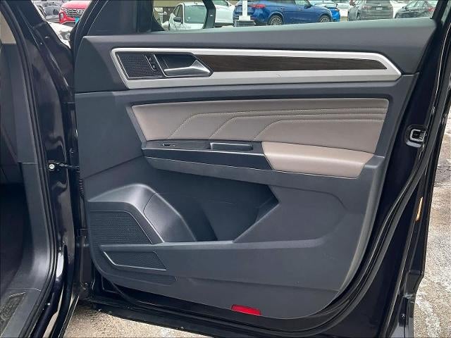 2021 Volkswagen Atlas 2021.5 3.6L V6 SE w/Technology 4MOTION