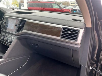 2021 Volkswagen Atlas 2021.5 3.6L V6 SE w/Technology 4MOTION