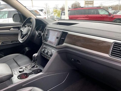 2021 Volkswagen Atlas 2021.5 3.6L V6 SE w/Technology 4MOTION