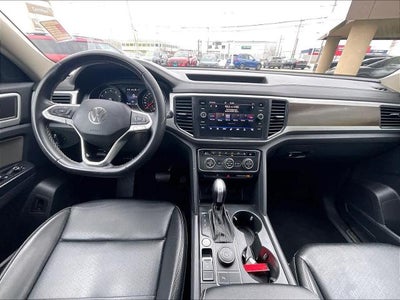 2021 Volkswagen Atlas 2021.5 3.6L V6 SE w/Technology 4MOTION