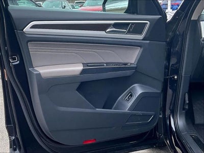 2021 Volkswagen Atlas 2021.5 3.6L V6 SE w/Technology 4MOTION