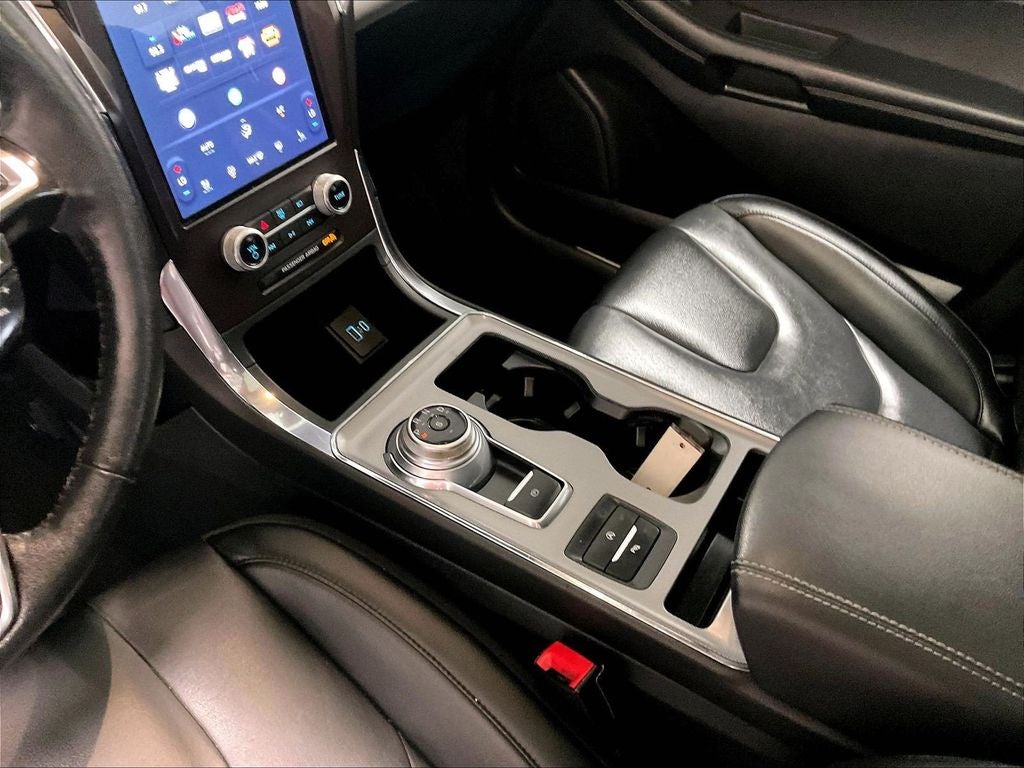 2021 Ford Edge Titanium