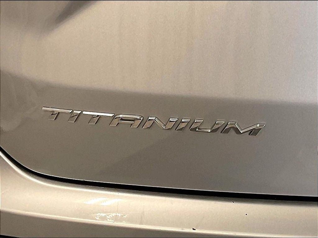 2021 Ford Edge Titanium