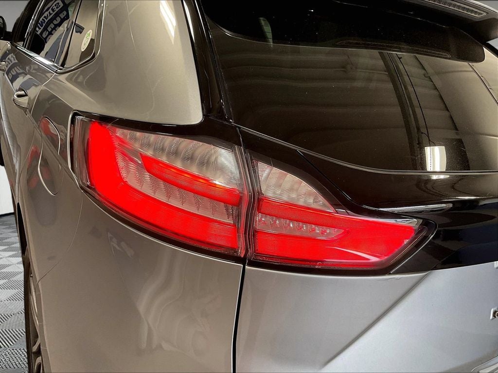 2021 Ford Edge Titanium