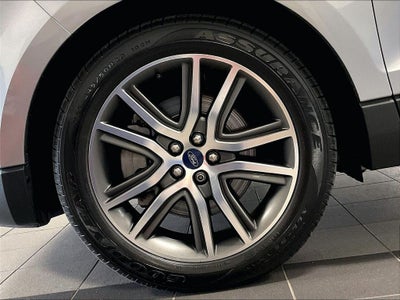 2021 Ford Edge Titanium